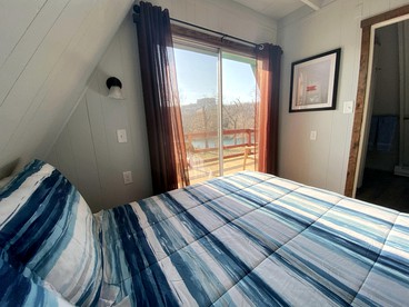 Family Glamping Getaway with Amazing Lake Views of Table Rock Lake - Branson, Missouri - glamping.directory