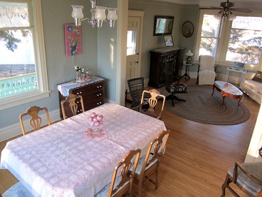 Charming Accommodation for Two Along the Warroad River in Northern Minnesota - Warroad, Minnesota - glamping.directory