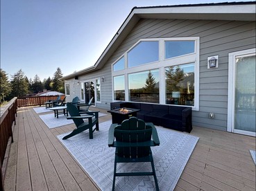 Scenic Riverview Mountain Retreat with Deck & Stargazing Near Glacier National Park, Columbia Falls MT - glamping.directory