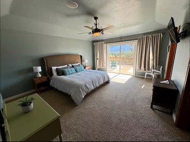 Scenic Riverview Mountain Retreat with Deck & Stargazing Near Glacier National Park, Columbia Falls MT - Columbia Falls, Montana - glamping.directory