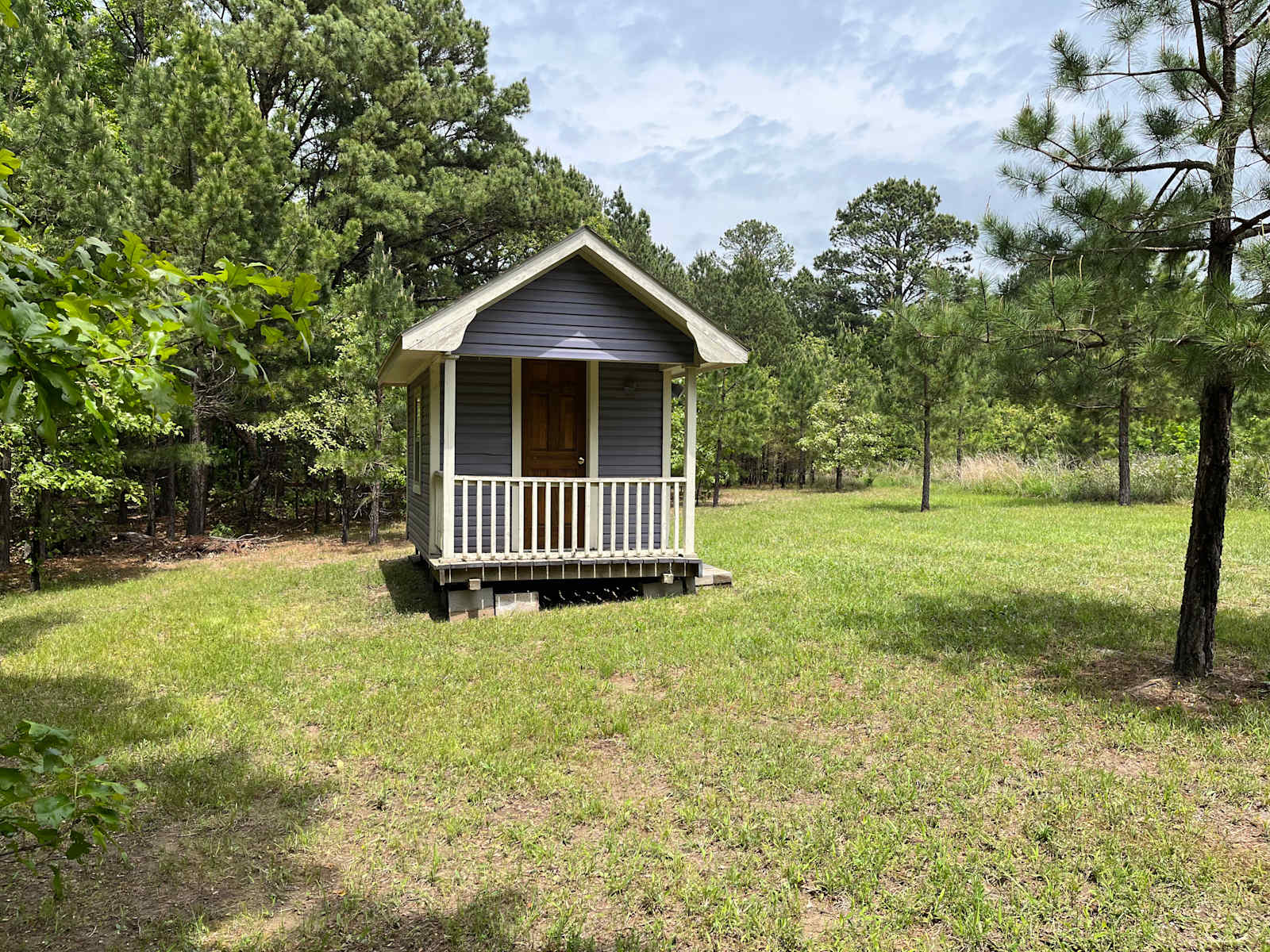 Lake Frances Campsites - glamping.directory