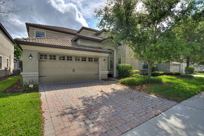 Luxurious Spacious Villa with Interior Pool and Game Room in Davenport, Florida - glamping.directory