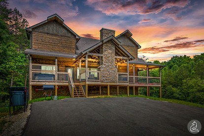 Cozy Wooden Cabin with Games, Hot-tub and Indoor Pool in Sevierville, Tennessee - glamping.directory