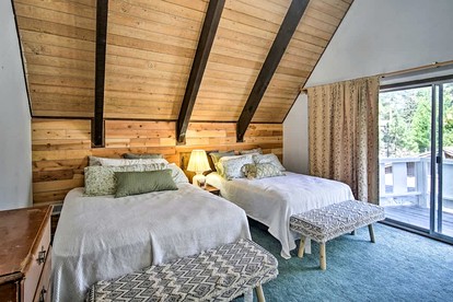 Fantastic A-frame with Games and Hot-tub in Big Bear Lake, California - Big Bear Lake, California - glamping.directory