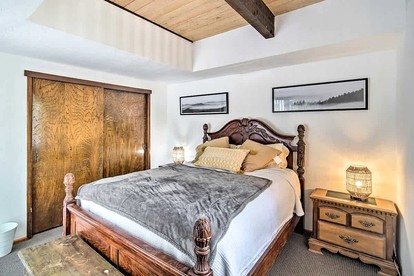 Fantastic A-frame with Games and Hot-tub in Big Bear Lake, California - Big Bear Lake, California - glamping.directory