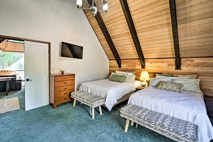 Fantastic A-frame with Games and Hot-tub in Big Bear Lake, California - Big Bear Lake, California - glamping.directory
