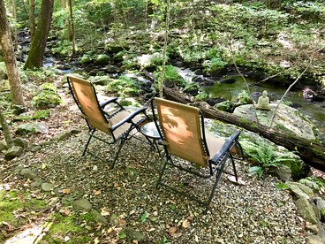 Secluded Tiny House Rental for Glamping in Norwich, Connecticut - Bozrah, Connecticut - glamping.directory