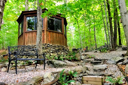 Secluded Tiny House Rental for Glamping in Norwich, Connecticut - Bozrah, Connecticut - glamping.directory