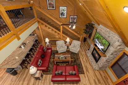 Spectacular Cabin with Exterior and Interior Pool, Sauna and Amazing Outdoor Area in Gatlinburg, Tennessee - Gatlinburg, Tennessee - glamping.directory