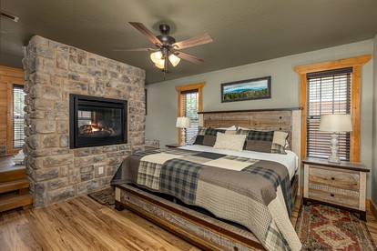 Spectacular Cabin with Exterior and Interior Pool, Sauna and Amazing Outdoor Area in Gatlinburg, Tennessee - Gatlinburg, Tennessee - glamping.directory