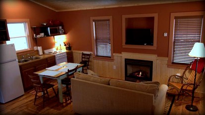 Luxury Cabin Rental with Beautiful Water Views near Charlotte, North Carolina - Elkin, North Carolina - glamping.directory