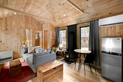 Scandinavian-Style Cottage Fully Equipped in Vermont - Wolcott, Vermont - glamping.directory