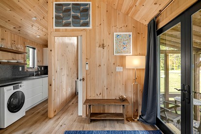 Scandinavian-Style Cottage Fully Equipped in Vermont - Wolcott, Vermont - glamping.directory
