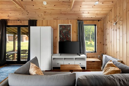 Scandinavian-Style Cottage Fully Equipped in Vermont - Wolcott, Vermont - glamping.directory