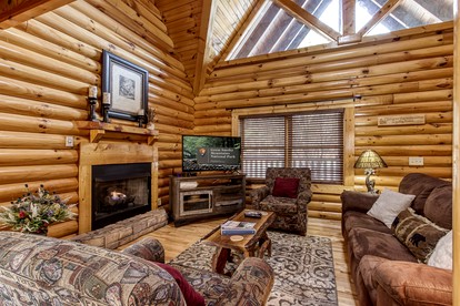 Stunning Glamping Rental in Gatlinburg, Tennessee, for Relaxing Weekends in Nature - Gatlinburg, Tennessee - glamping.directory