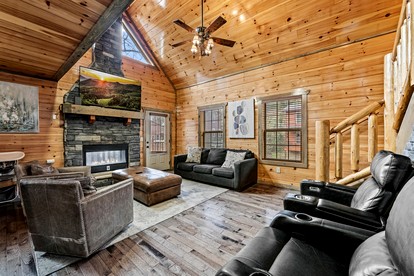 Luxurious Smoky Mountain Cabin with Indoor Pool & Hot Tub Near Dollywood in Pigeon Forge, TN - Pigeon Forge, Tennessee - glamping.directory