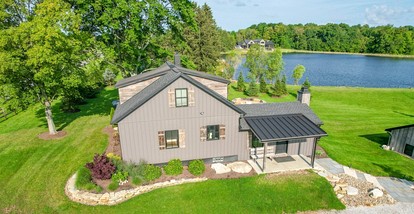 Modern Farmhouse Cottage with Stunning Lake Views Nestled in Ohio's Wine Country near Madison, Ohio - glamping.directory