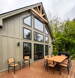 Secluded Modern Cabin for a Luxury Getaway in Conway, New Hampshire - Conway, New Hampshire - glamping.directory