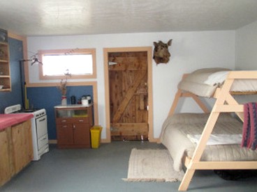 Rustic Cabin Rental for an Outdoor Getaway near the Great Sand Dunes in Colorado - Capulin, Colorado - glamping.directory