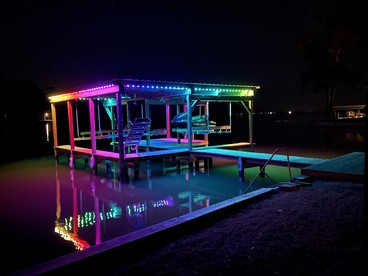 Amazing Lakefront Vacation Rental with Breathtaking Sunset Views for a Fantastic Family Escape in Livingston, Texas - Livingston, Texas - glamping.directory