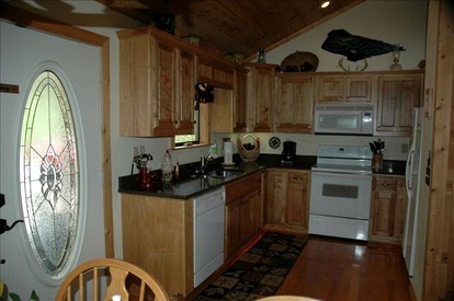 Breathtaking Cabin Rental with a Private Hot Tub in Hiawassee, Georgia - Hiawassee, Georgia - glamping.directory