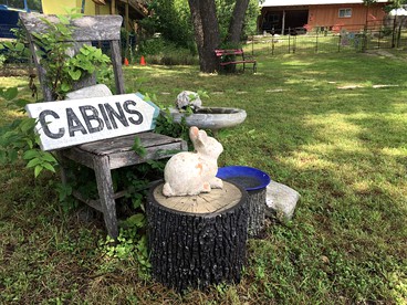 Cozy Cabin near the Gaudalupe River in Old Ingram Loop, Texas - Ingram, Texas - glamping.directory