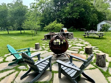 Charming Historic Canalfront Home with Orchard & Antique Games near Princeton in Heathcote, New Jersey - Princeton, New Jersey - glamping.directory