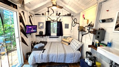 Cozy Tiny House Perfect for Fishing and Water Sports on Brantingham Lake, NY - Brantingham, New York - glamping.directory