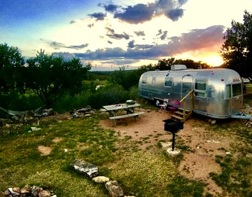 Charming Riverfront Airstream Rental for Getaway near Fredericksburg, Texas - glamping.directory