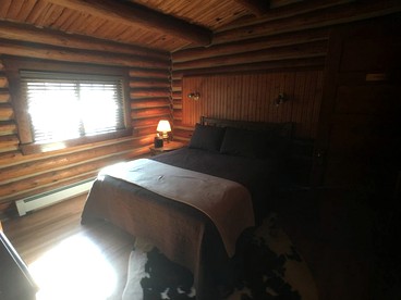 Amazing Lodge Rental Ideal for Events in Encampment, Wyoming - Encampment, Wyoming - glamping.directory
