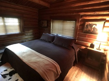 Amazing Lodge Rental Ideal for Events in Encampment, Wyoming - Encampment, Wyoming - glamping.directory