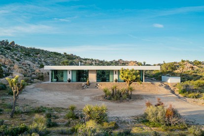 Spectacular Joshua Tree Vacation Rental for Getaways from Los Angeles - Yucca Valley, California - glamping.directory