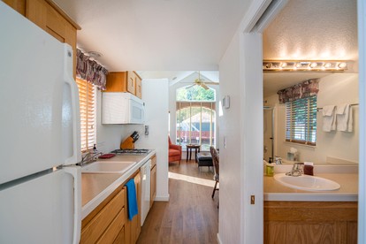 Luxury Cottage with Furnished Deck in Trinity, California - Big Flat, California - glamping.directory