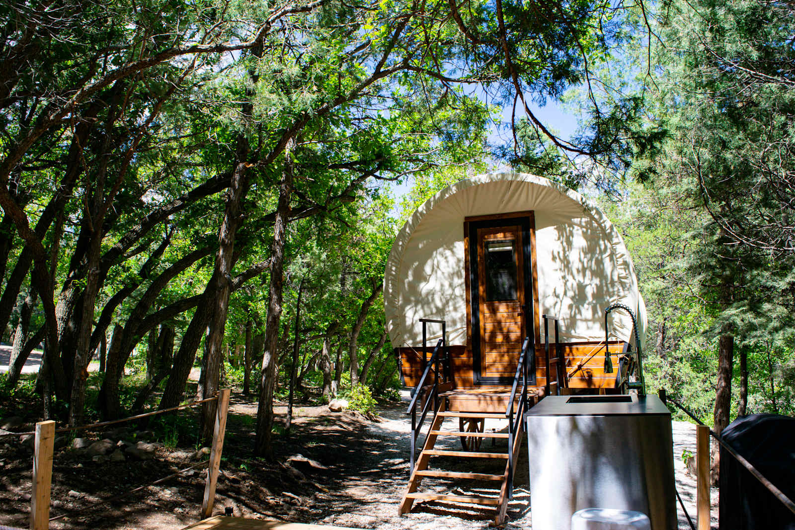 Cutty's Resort - Coaldale, Colorado - glamping.directory