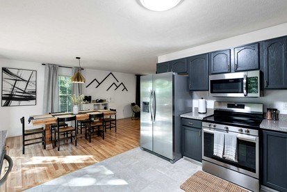 Newly Updated Vacation Home with Hot Tub & Fire Pit Near Bryce Resort, Mount Jackson VA - Mount Jackson, Virginia - glamping.directory