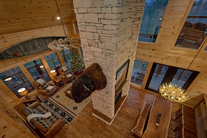 Glamping Vacation Rental with Indoor Pool near the Great Smoky Mountains, Tennessee, for Weekends Away in Nature - Gatlinburg, Tennessee - glamping.directory