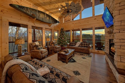 Glamping Vacation Rental with Indoor Pool near the Great Smoky Mountains, Tennessee, for Weekends Away in Nature - Gatlinburg, Tennessee - glamping.directory