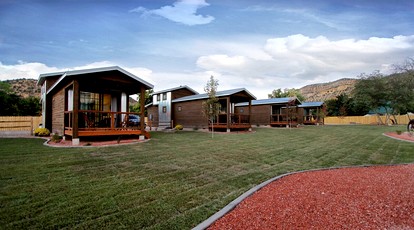 Modern Family-Friendly Getaway near the Bryce Canyon in Utah - glamping.directory