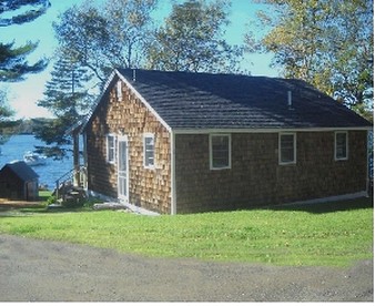 Cozy Cabin Rental near Damariscotta River in Pemaquid, Maine - South Bristol, Maine - glamping.directory