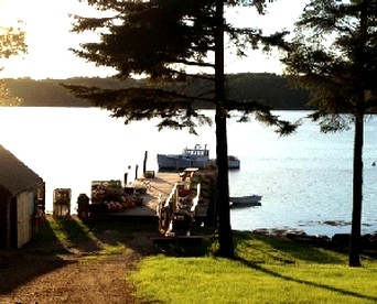 Cozy Cabin Rental near Damariscotta River in Pemaquid, Maine - South Bristol, Maine - glamping.directory