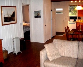 Cozy Cabin Rental near Damariscotta River in Pemaquid, Maine - South Bristol, Maine - glamping.directory