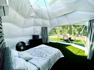Riverfront Cozy Dome with Patio and Fire Pit in Missouri - Clever, Missouri - glamping.directory