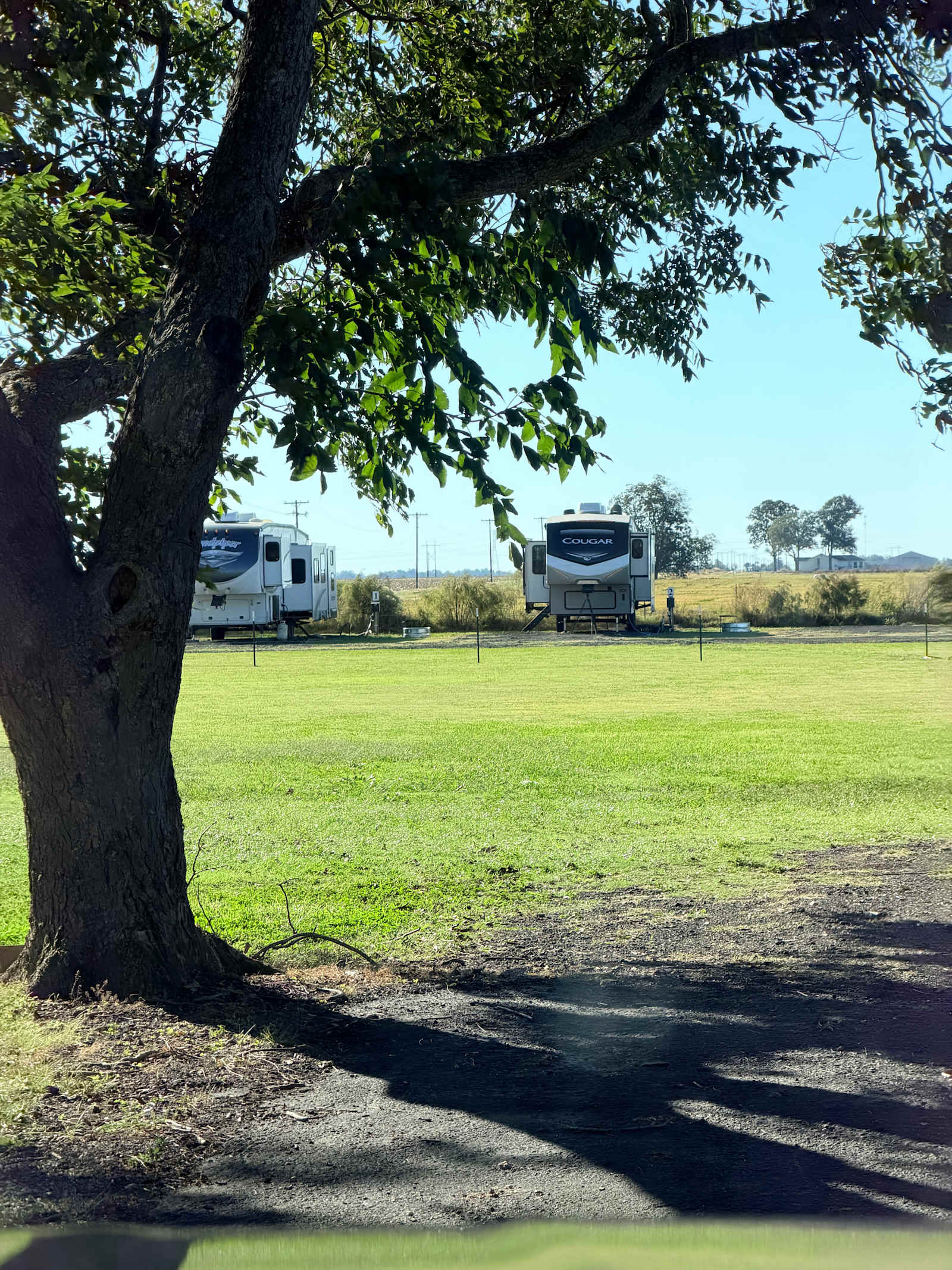 Yoder Outpost RV park - Stuttgart, Arkansas - glamping.directory