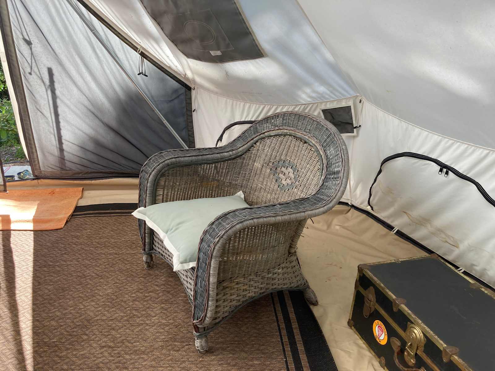 Humboldt Redwoods- Into the Woods - Redway, California - glamping.directory