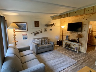 Peaceful and Pet-Friendly Lake Mitchell Cabin For an Exciting Escape by the Heart of the Manistee National Forest, Michigan - Cadillac, Michigan - glamping.directory