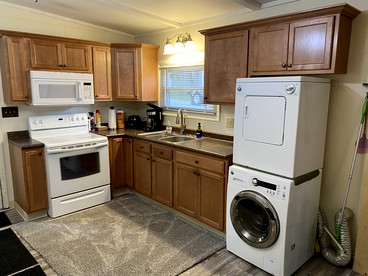 Peaceful and Pet-Friendly Lake Mitchell Cabin For an Exciting Escape by the Heart of the Manistee National Forest, Michigan - Cadillac, Michigan - glamping.directory