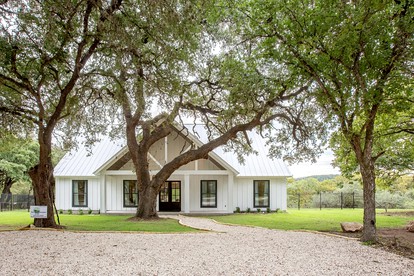 Luxury Canyon Lake Vacation Rental, Ideal for Large Groups - glamping.directory
