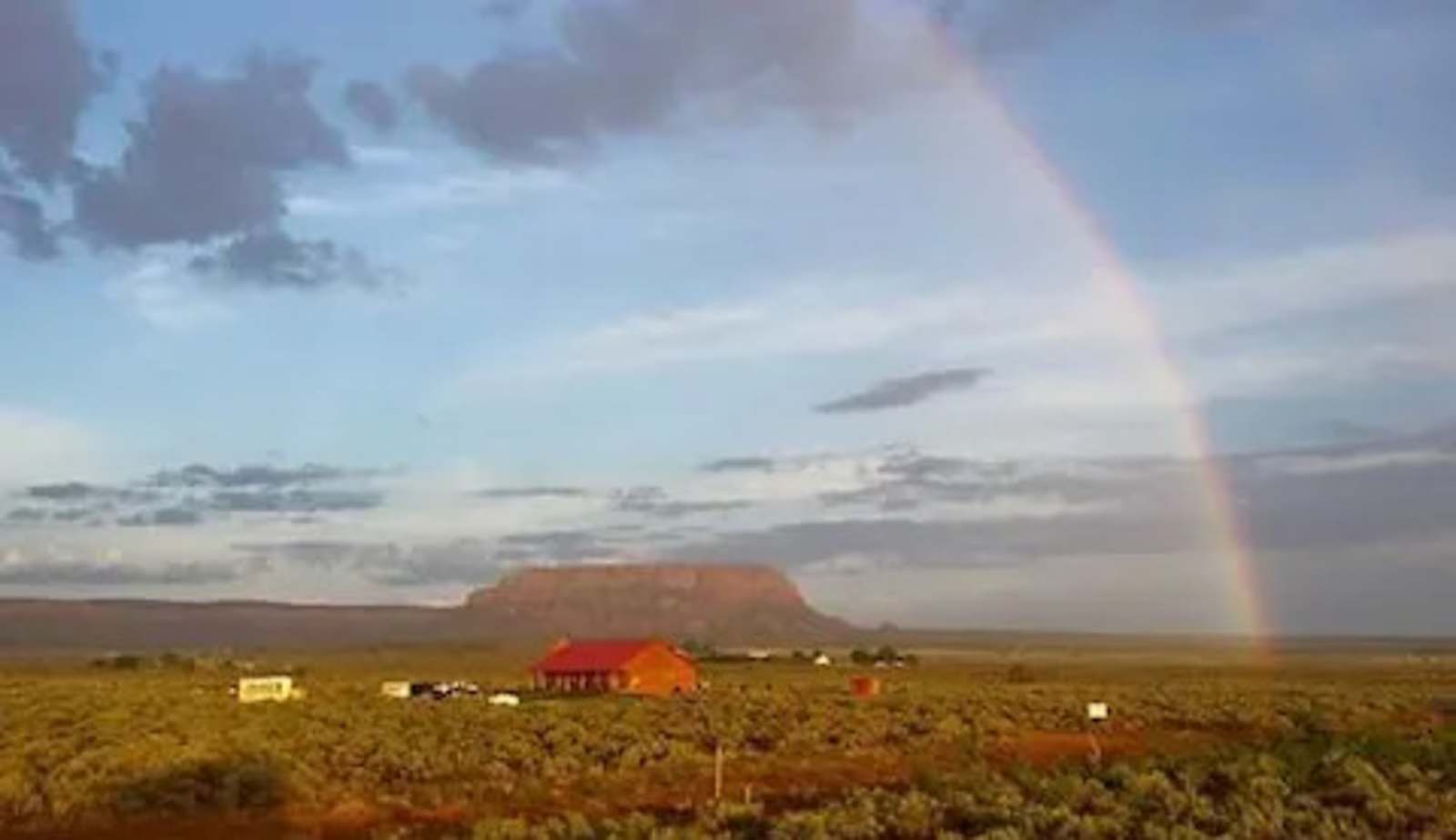 LV Bar- Finicum Ranch - Colorado City, Arizona - glamping.directory
