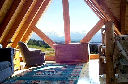 Renovated Ship in Remote Wilderness of Homer, Alaska - Homer, Alaska - glamping.directory