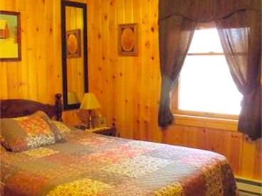 Secluded Cabin Nestled in the Mountains near the Tioga State Forest, Pennsylvania - Blossburg, Pennsylvania - glamping.directory